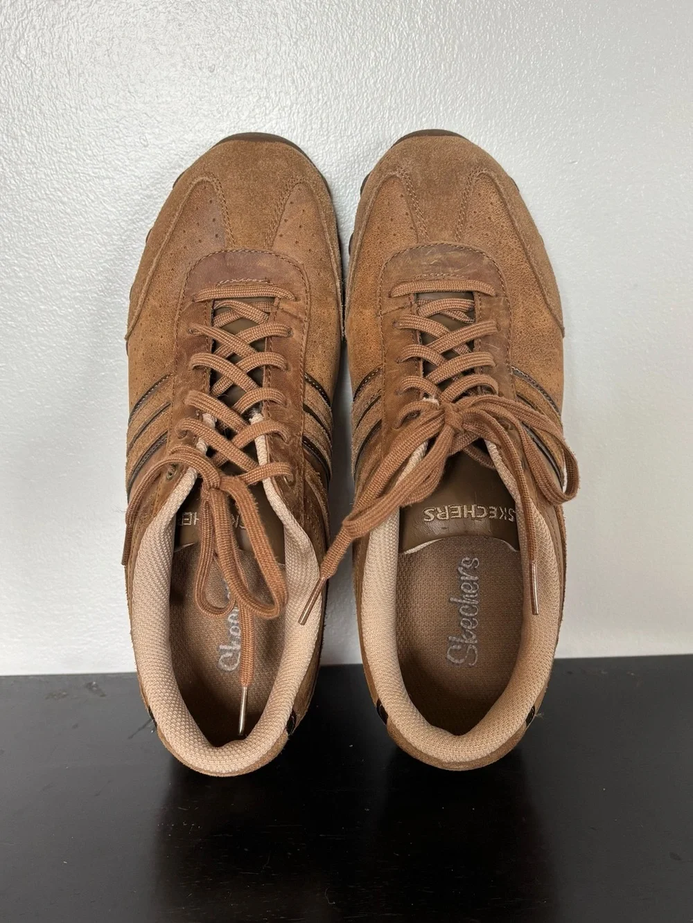 Skechers Suede Leather Lace-Up Athleisure Shoes Womens 10 Brown Stripes 46658